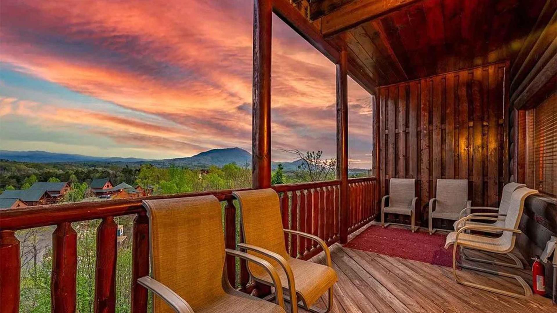 New Majestic 5 Star Amazing View, Pool, Hot Tub! Villa Pigeon Forge Exterior photo