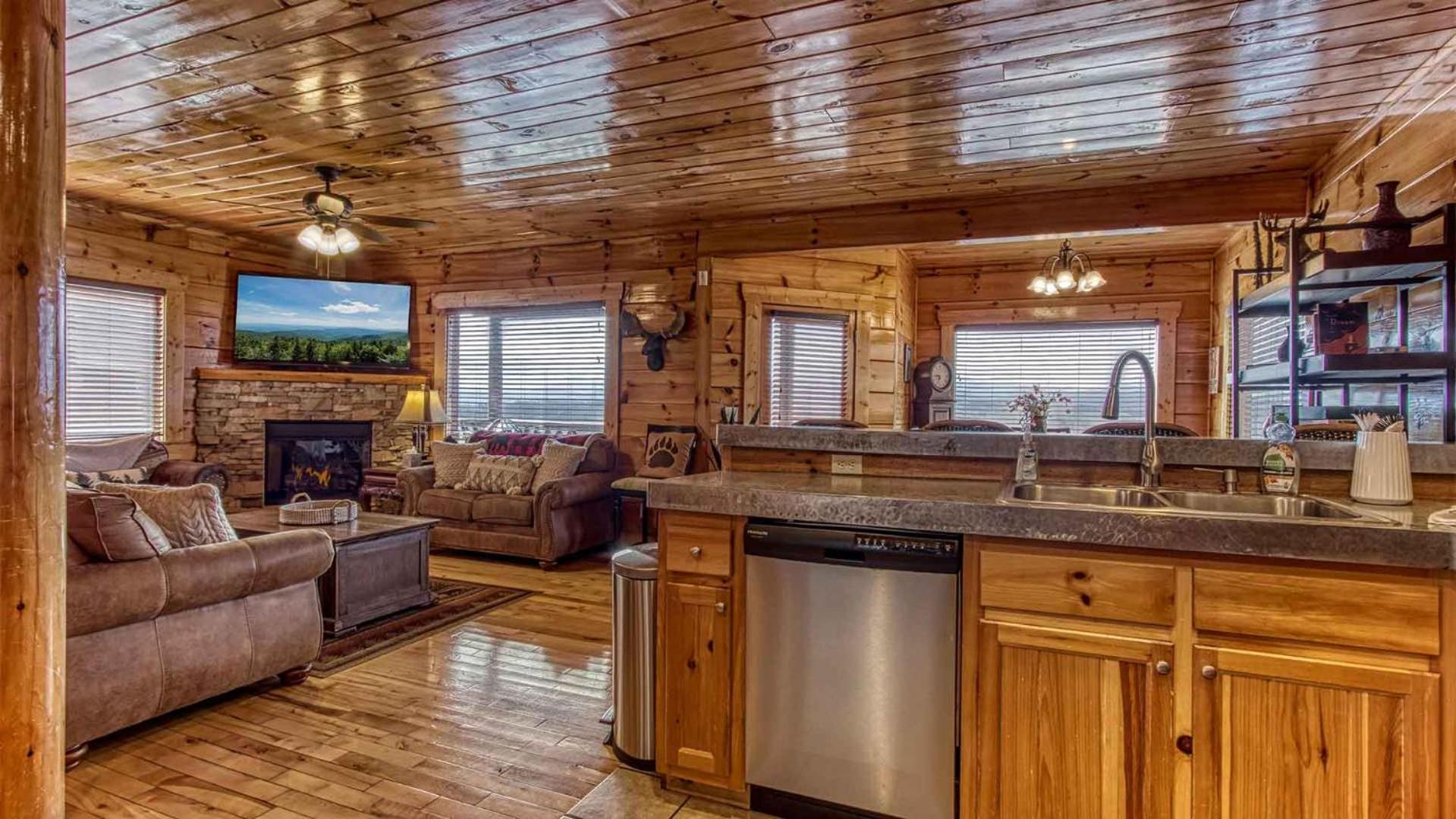 New Majestic 5 Star Amazing View, Pool, Hot Tub! Villa Pigeon Forge Exterior photo