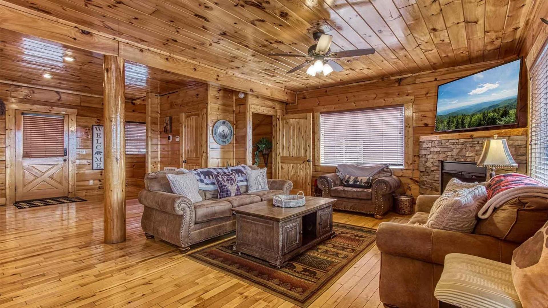 New Majestic 5 Star Amazing View, Pool, Hot Tub! Villa Pigeon Forge Exterior photo
