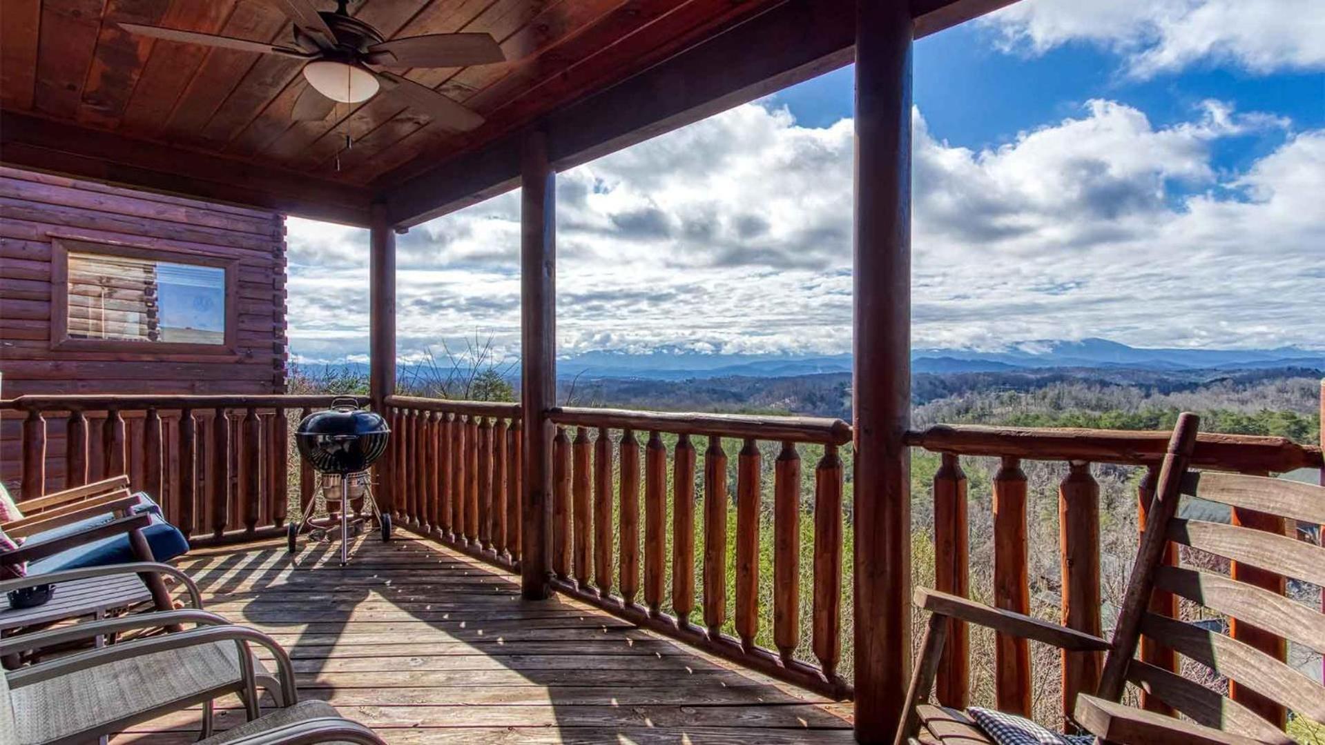 New Majestic 5 Star Amazing View, Pool, Hot Tub! Villa Pigeon Forge Exterior photo